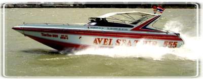 Elefantentouren Abenteuer Thailand, Four Wheel Travel veranstaltet als deutscher Expedition Tourismus Reiseveranstalter 4Wheel adventure Luxus 4x4 Reisen, Luxusreisen, Expeditionen im Dschungel als Jeep Safari mit Allrad Gelaendewagen und  Rundreisen sowie Aktivurlaub und Erlebnisreisen inkl. Dschungelcamps in Suedostasien, Indochina, Thailand und Bangkok.