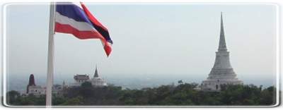 Offroad Thailand Abenteuer, Four Wheel Travel veranstaltet als deutscher Expedition Tourismus Reiseveranstalter 4Wheel adventure Luxus 4x4 Reisen, Luxusreisen, Expeditionen im Dschungel als Jeep Safari mit Allrad Gelaendewagen und  Rundreisen sowie Aktivurlaub und Erlebnisreisen inkl. Dschungelcamps in Suedostasien, Indochina, Thailand und Bangkok.